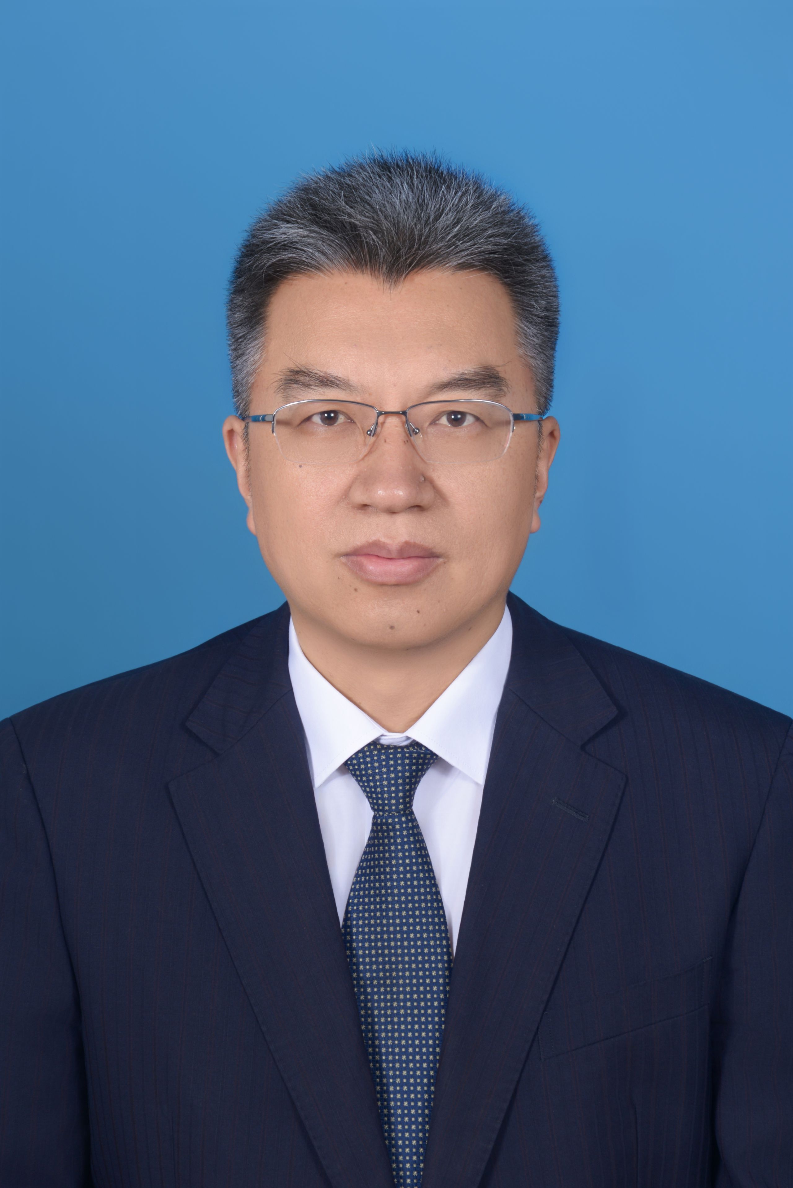冀  宏