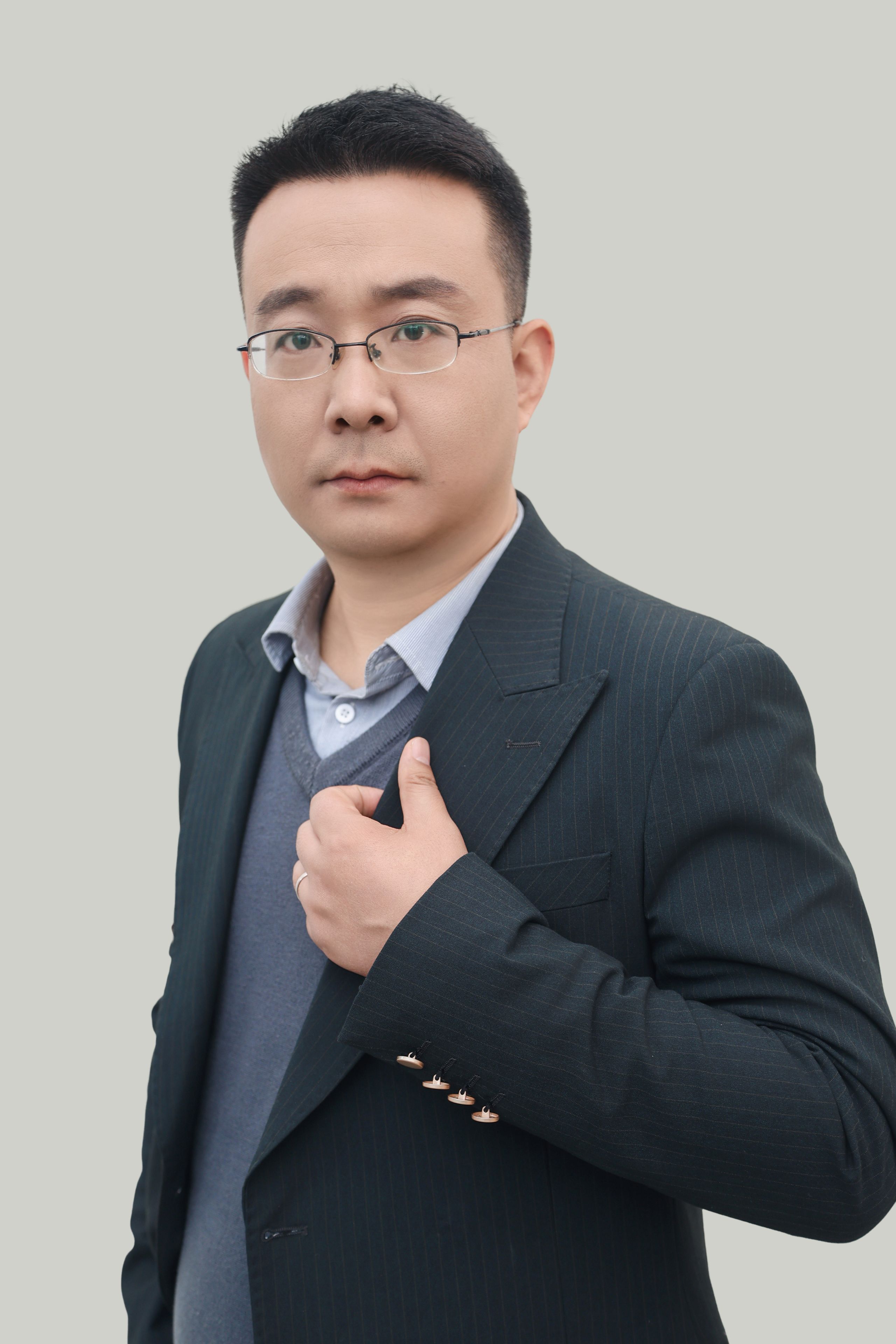 刘新强